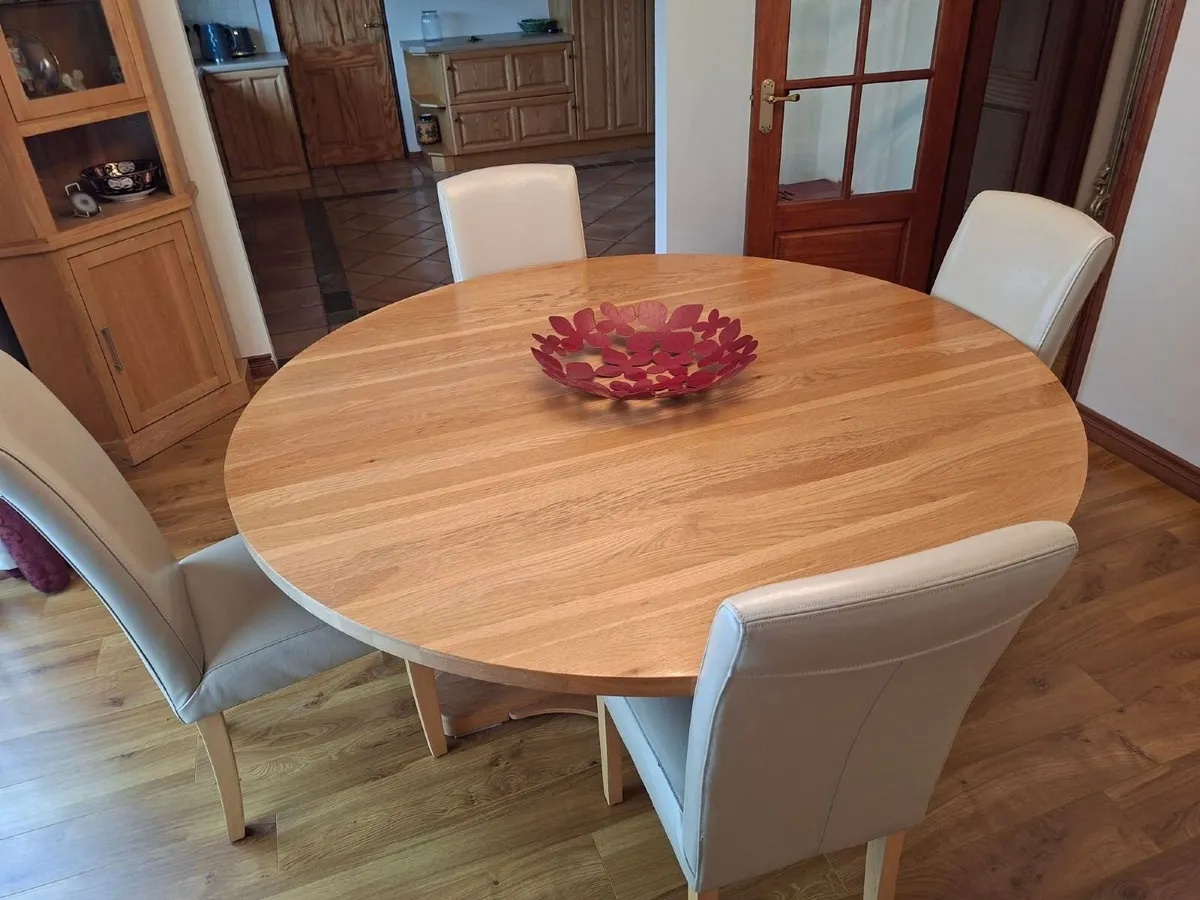 Traditional Furniture - Pristine Condition - Image 2