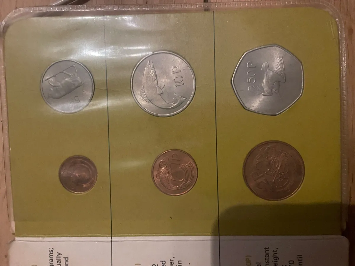 Irelands decimal coins - Image 3