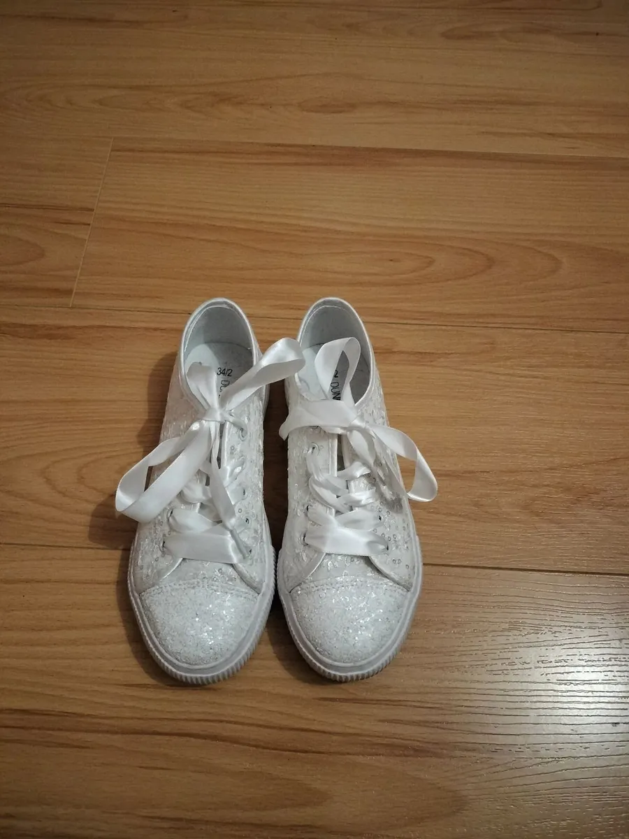 Communion accessories - Image 1