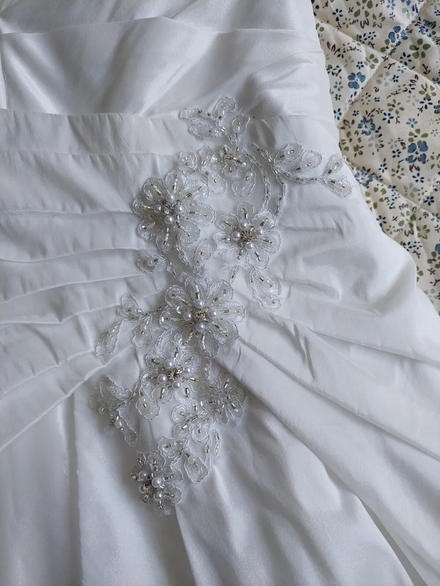 Wedding Dress - Image 3