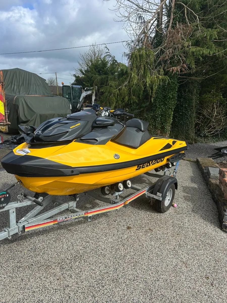 Jet ski seadoo - Image 1
