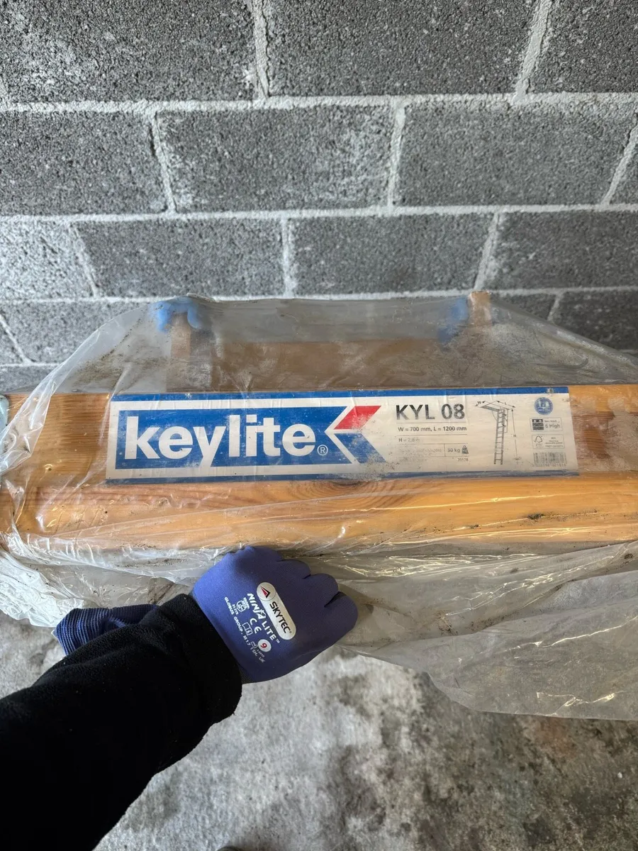 Keylite Loft ladder 700 x 1200mm KYL 08 - Image 1