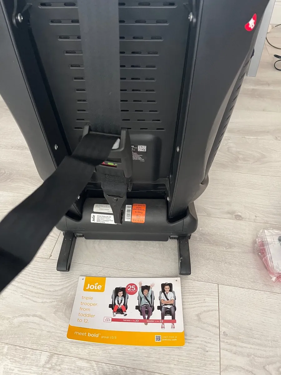 Child car seat - Image 2