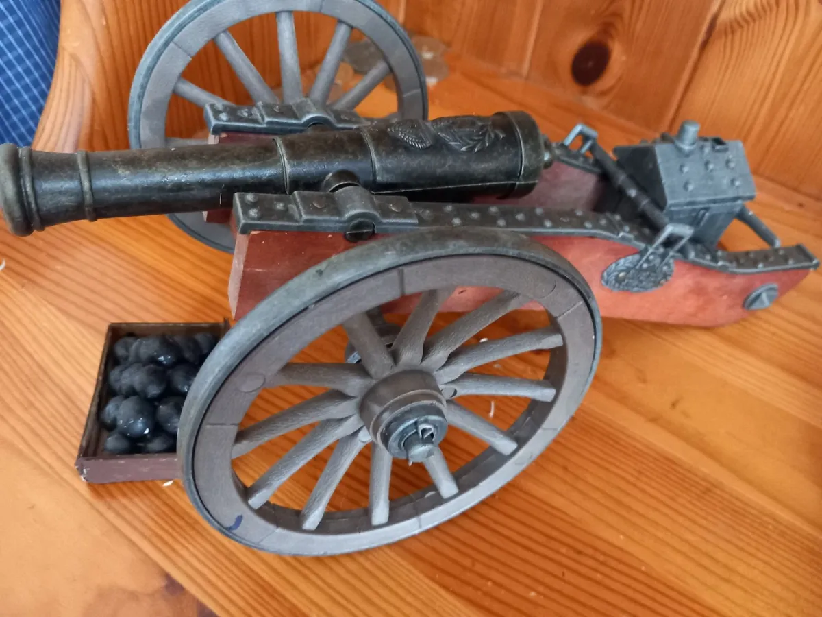 Collection of 3 heavy decorative military canons - Image 4
