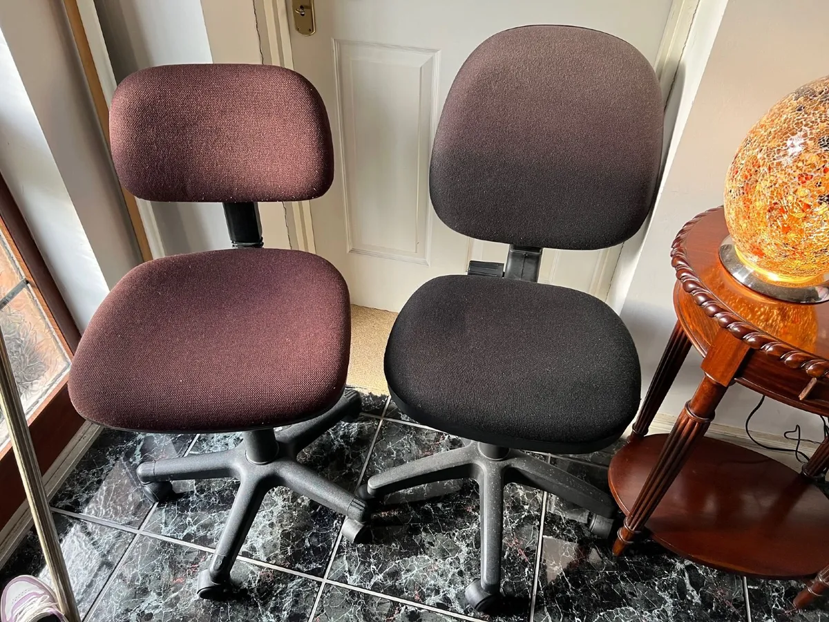 Desk Chairs