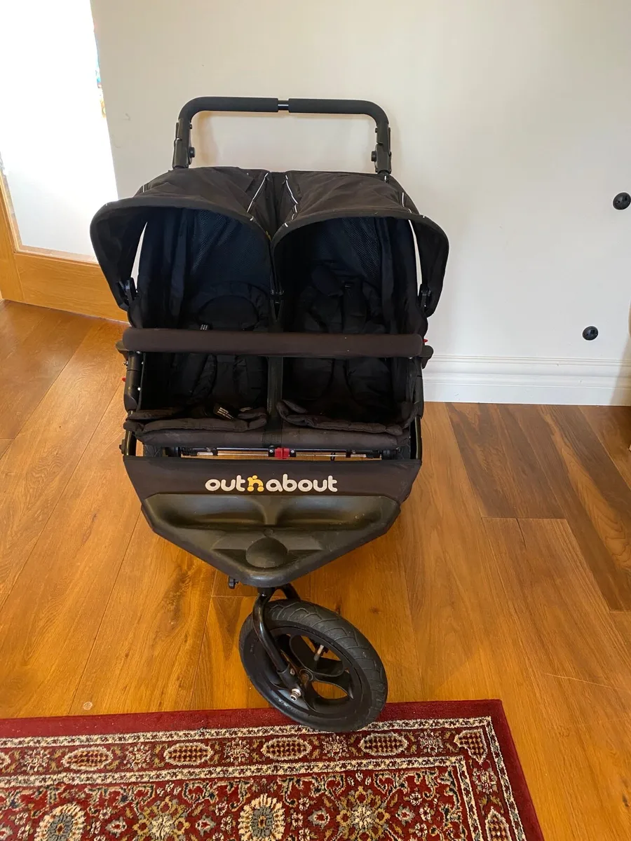Out n about nipper double buggy with baby insert - Image 3