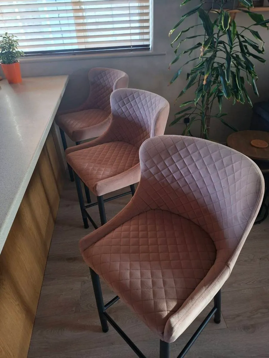 Bar/Kitchen stools x 4 - Image 3