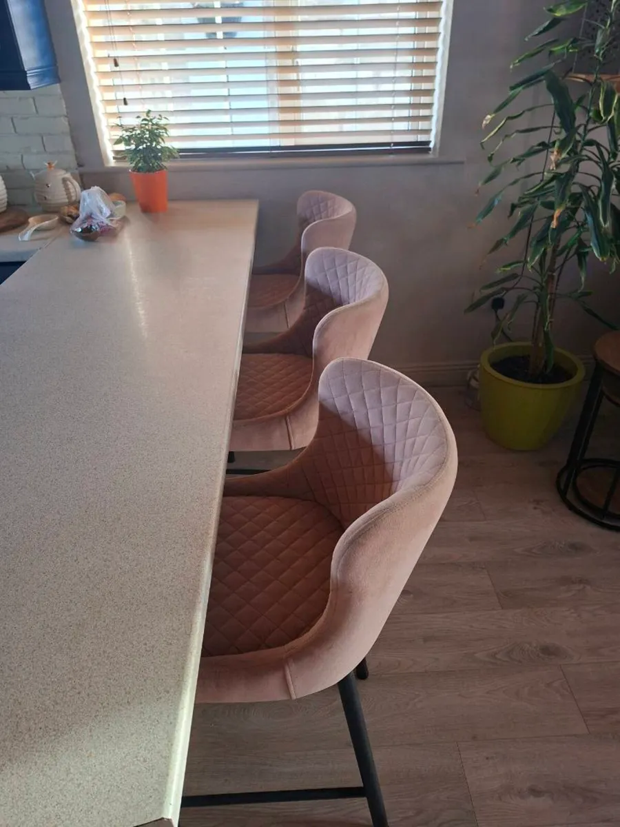 Bar/Kitchen stools x 4 - Image 4