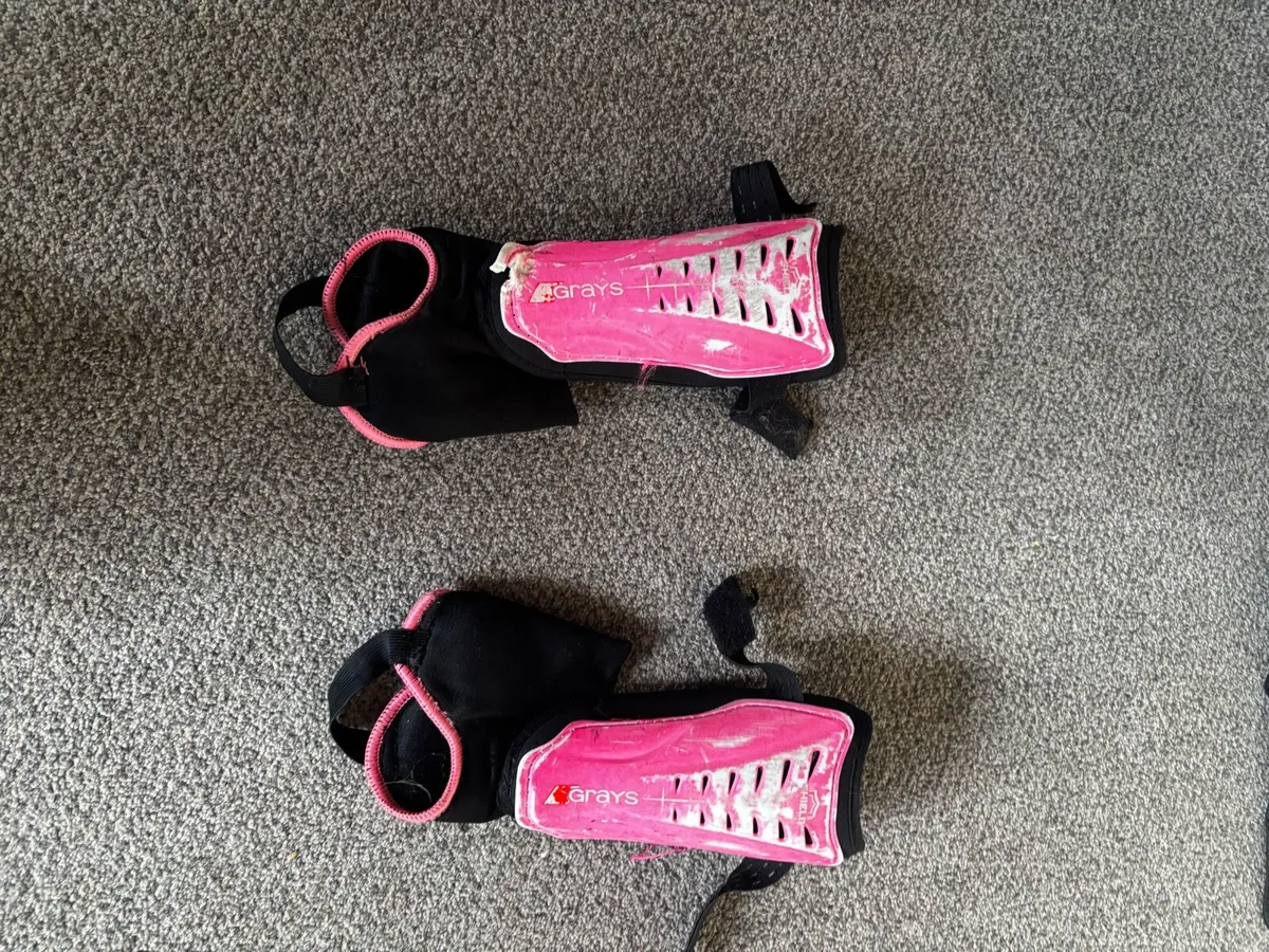 2 Kids mycro Hurling helmets and shinguards - Image 3