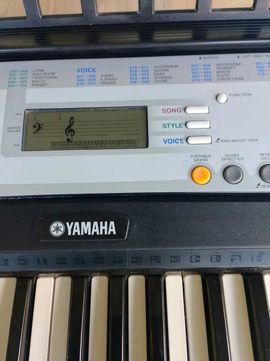 Yamaha ypt-200 postage available - Image 4