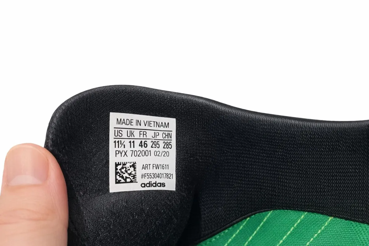 Mens Limited Edition Adidas SL 76 Trainers - Image 4