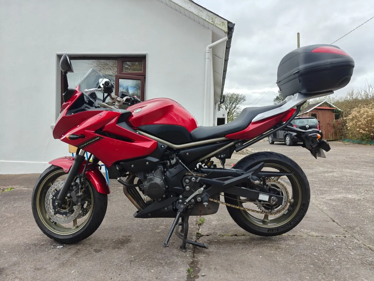 Yamaha XJ6 Diversion S - 2010 - Image 2