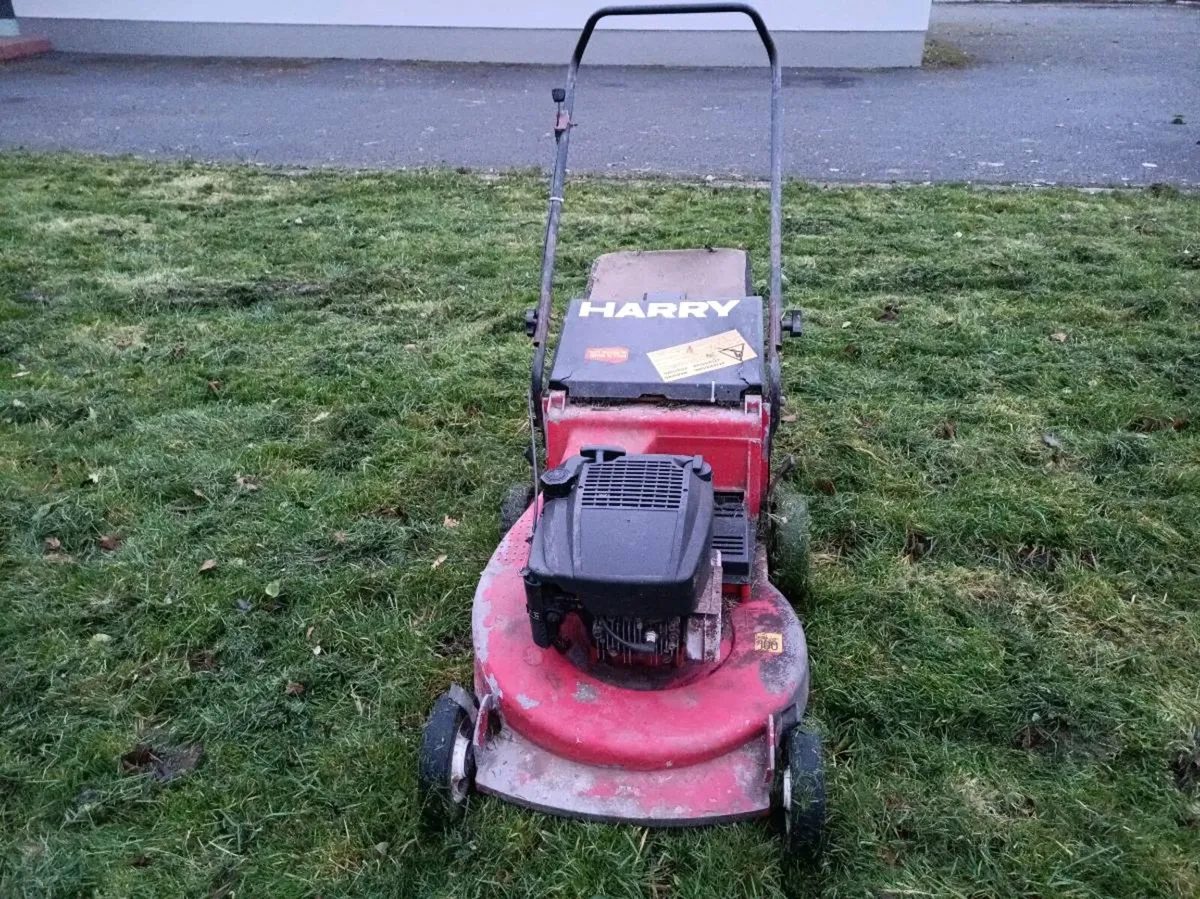 Lawnmower - Image 3
