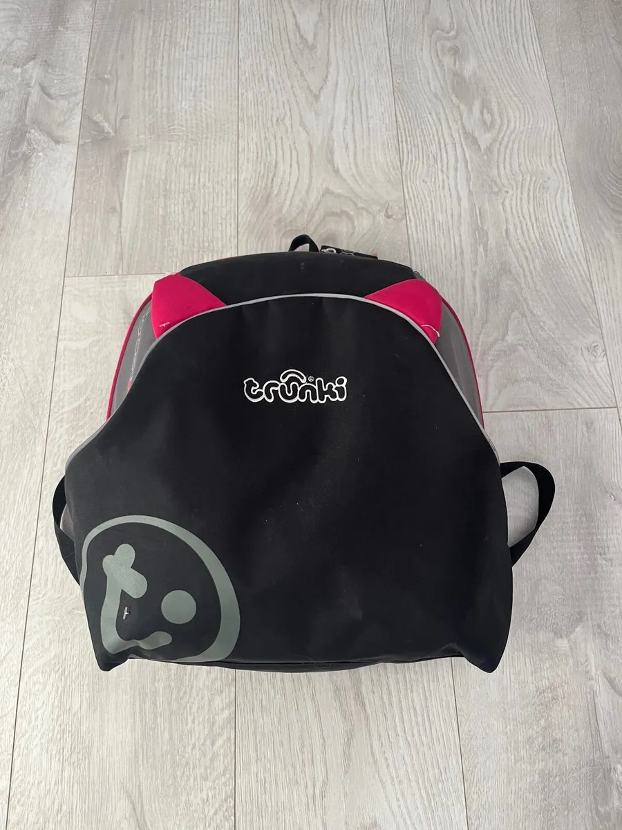 Travel child seat - Image 1