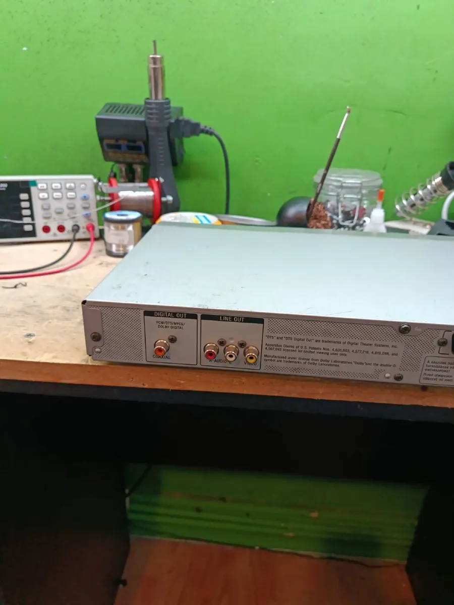 DVD Player - Image 3