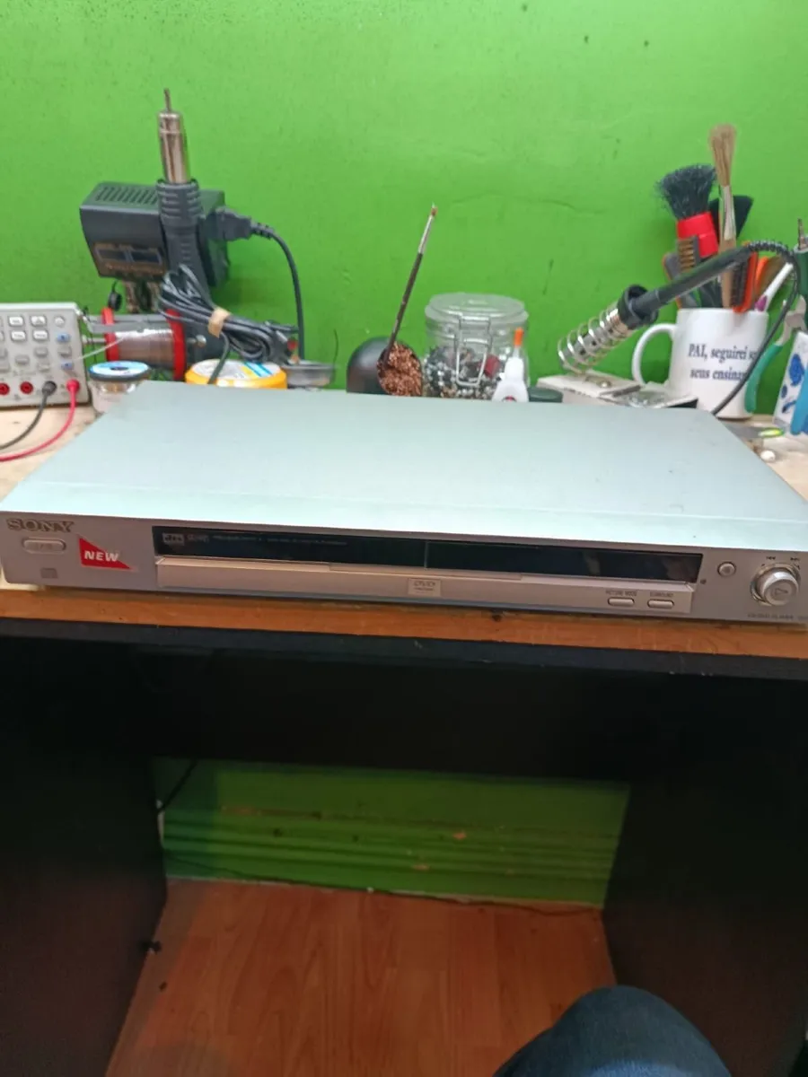 DVD Player - Image 1