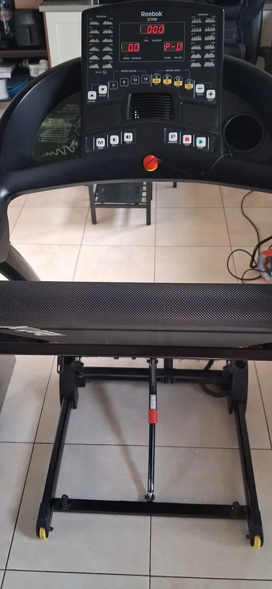 Reebok ZR8 Treadmill - Image 3
