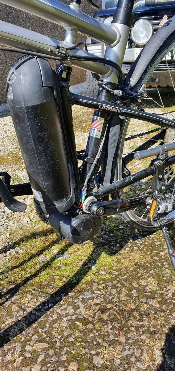 Montague full size folding TSDZ2 electric bike - Image 3