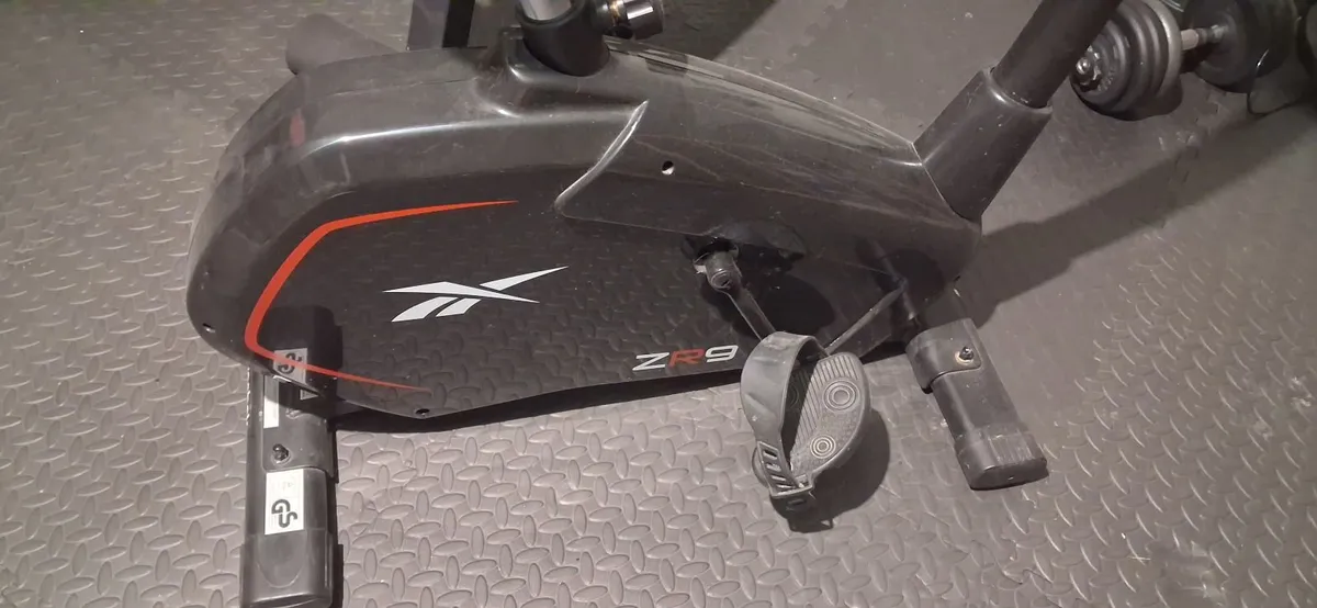 Excerise bike Reebok ZR9 - Image 3