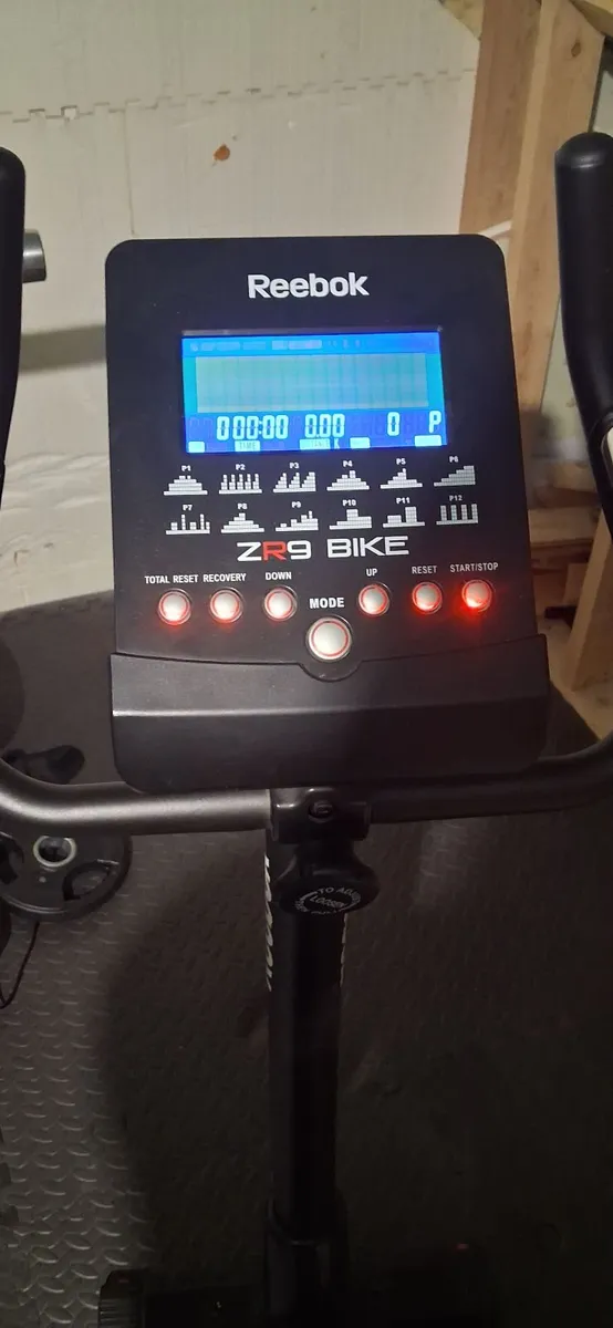 Excerise bike Reebok ZR9 - Image 2