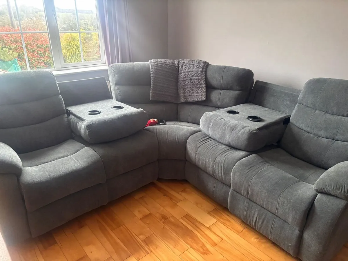 Couch - Image 1