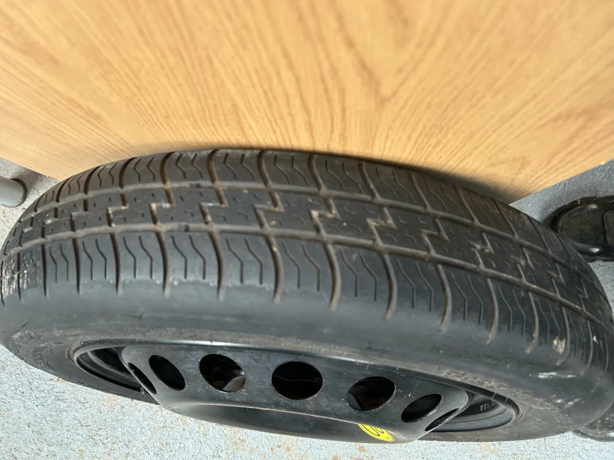 Volvo space saver wheel - Image 2