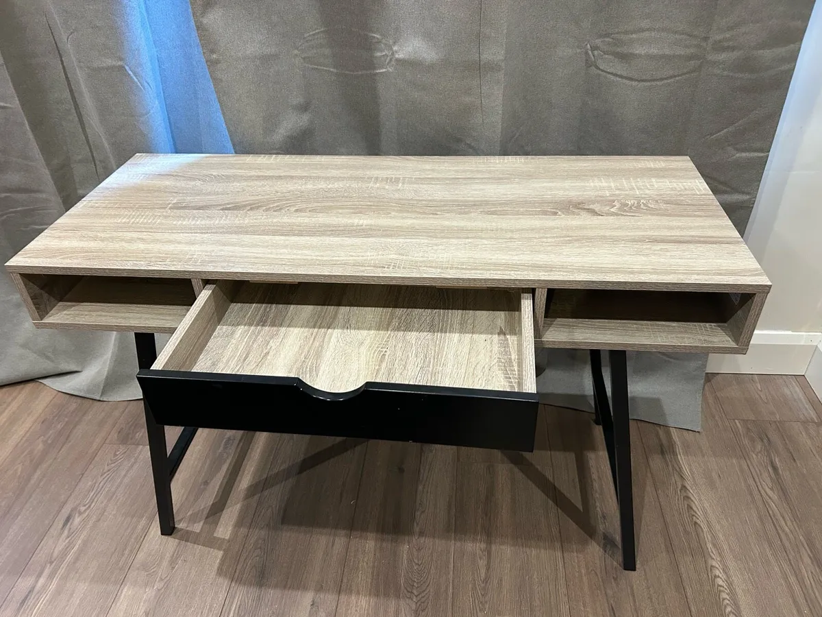 Desk with drawer - Image 2