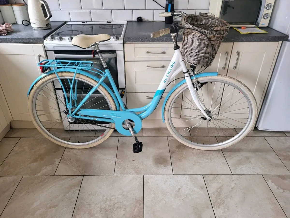 Ladies bike - Image 2