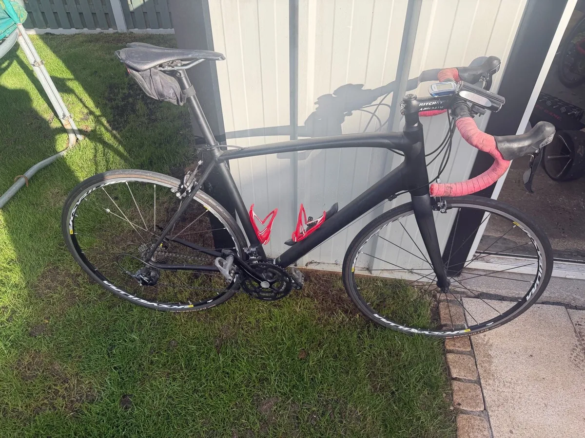 Specialized 58 frame bike - Image 1