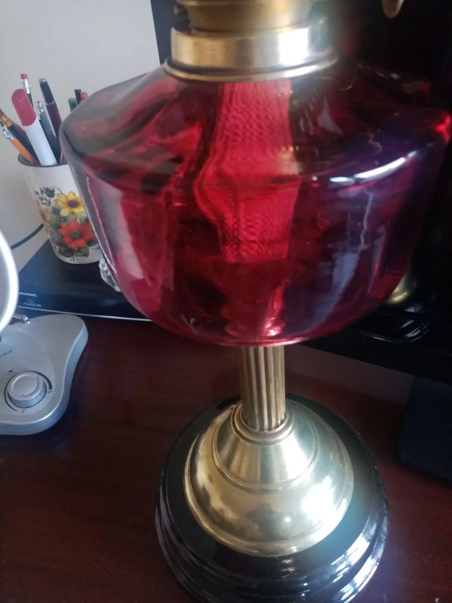 Victorian Oil Lamp - Image 2