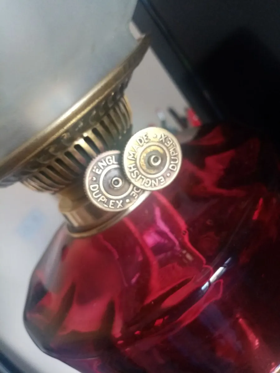 Victorian Oil Lamp - Image 3