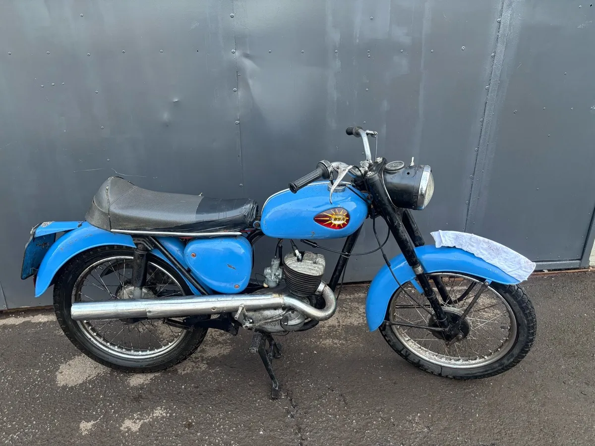 BSA Bantam 175 - Image 4