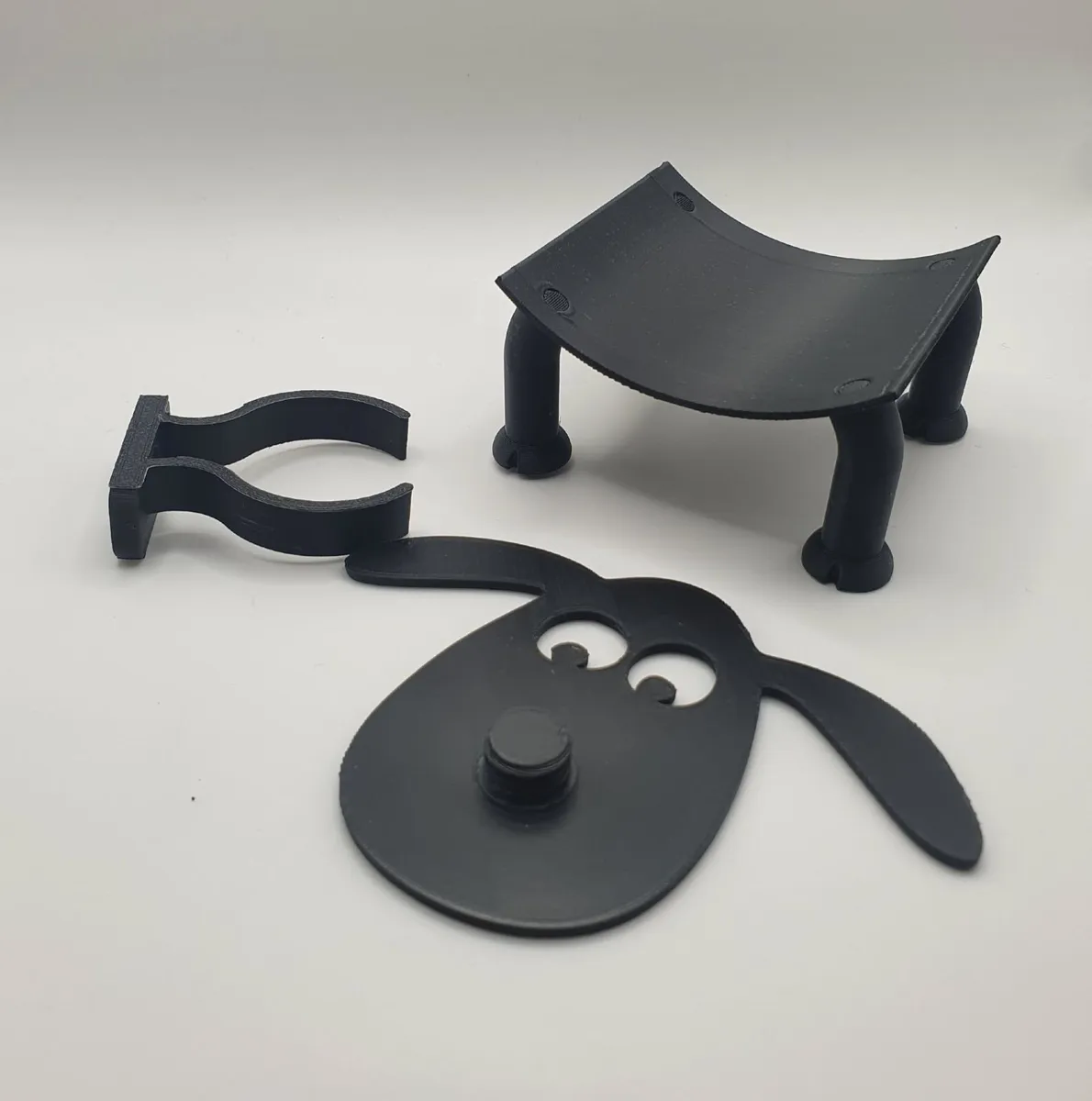 Shawn the Sheep Roll Holder - Image 2