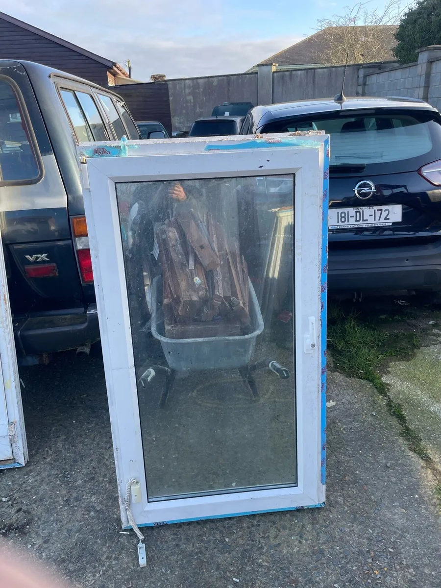 Windows and door - Image 1