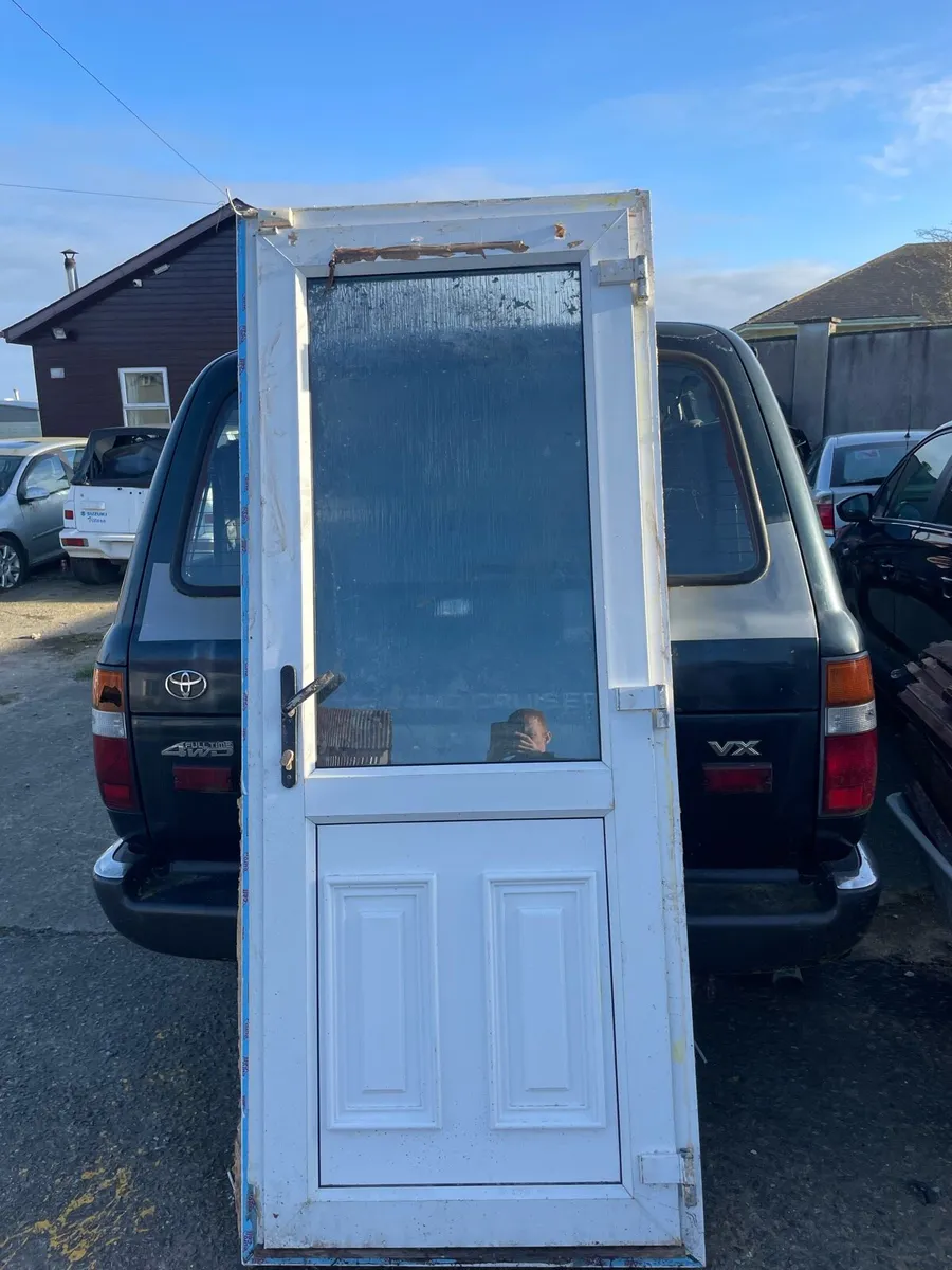 Windows and door - Image 3