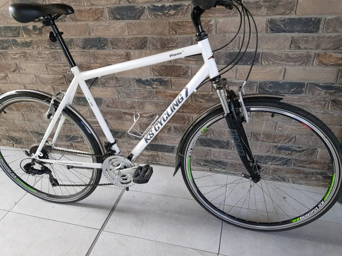 Hybrid bike - Image 3