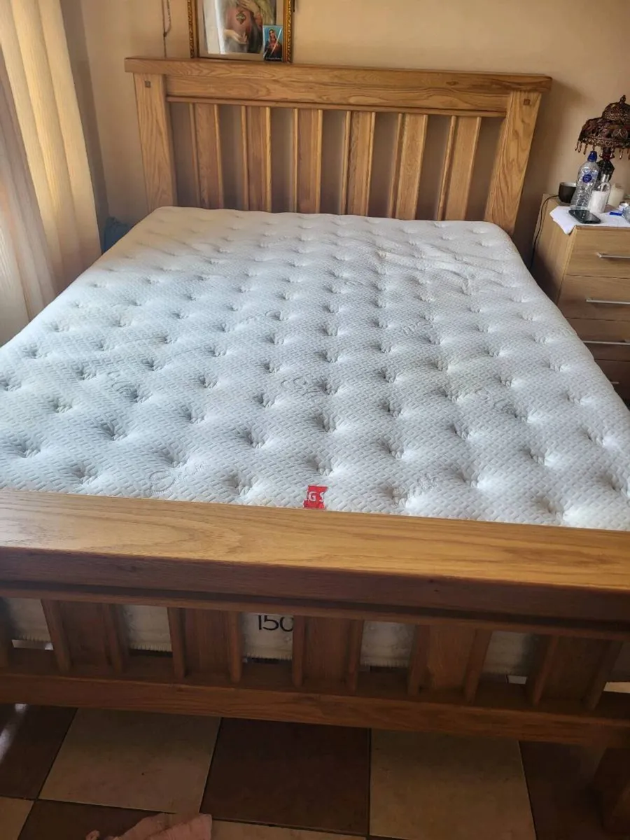 Aok King-size bed and mattress - Image 4