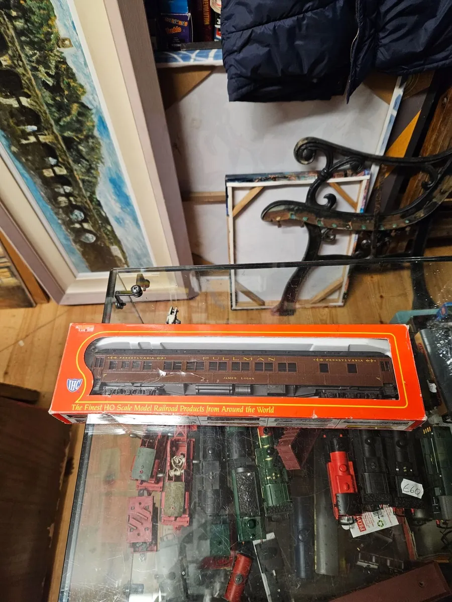 Hornby Rivarossi Ho scale American Carraige - Image 1