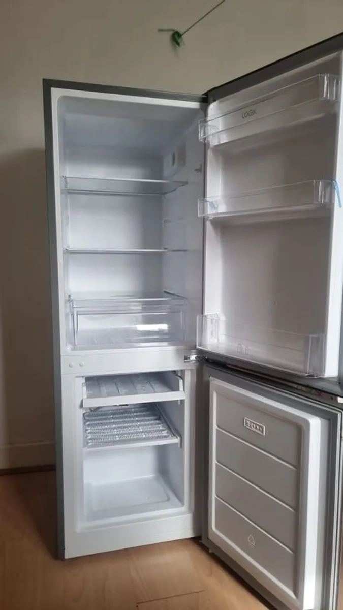 fridge logik - Image 2