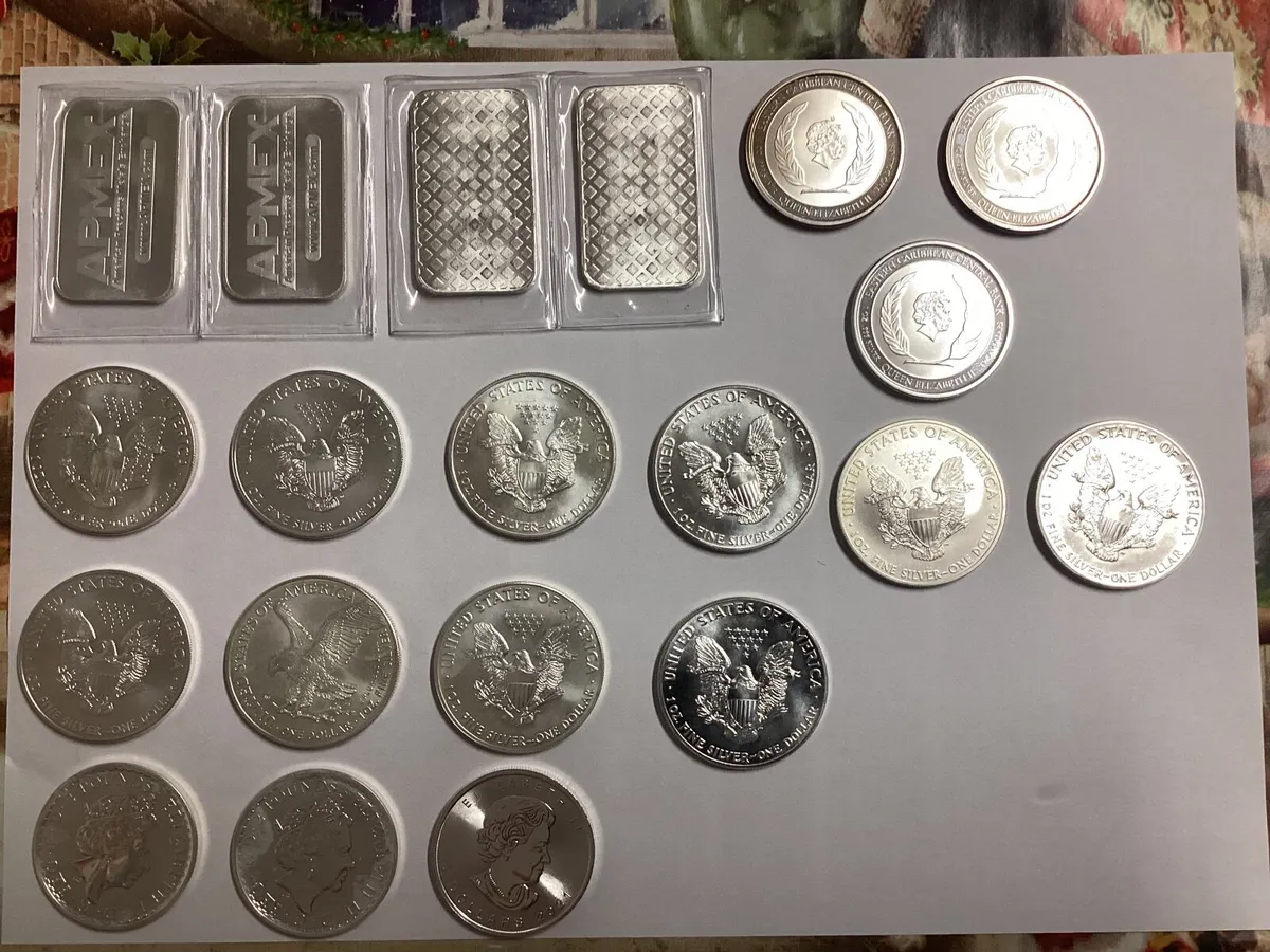 Silver bullion coins and bars - Image 2