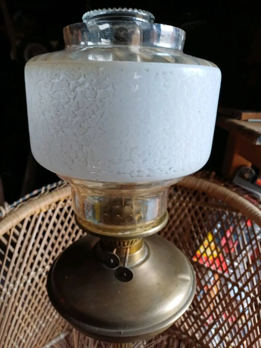 Vintage Brass Kerosene Oil Lamp - Image 4