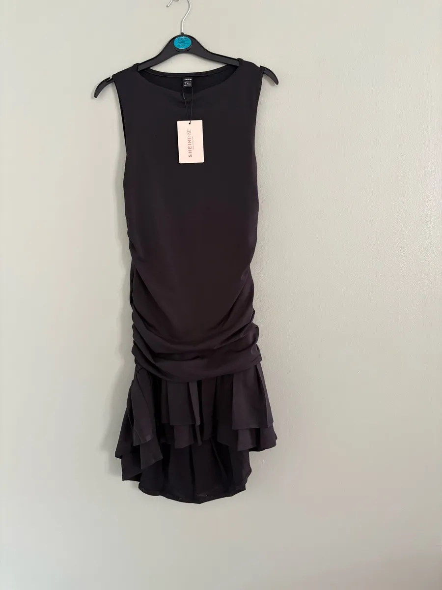 Ladies dress - Image 1