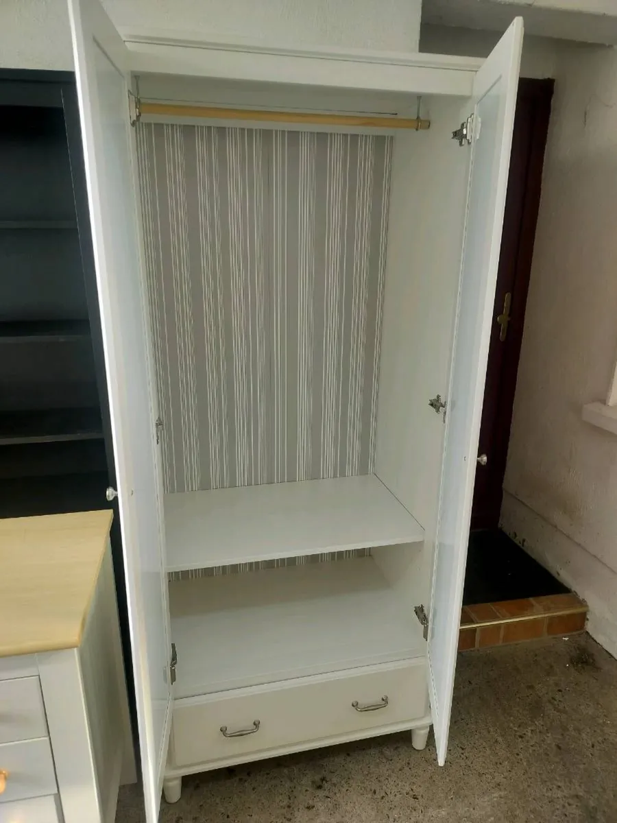 Wardrobe Tyssedal - Image 2