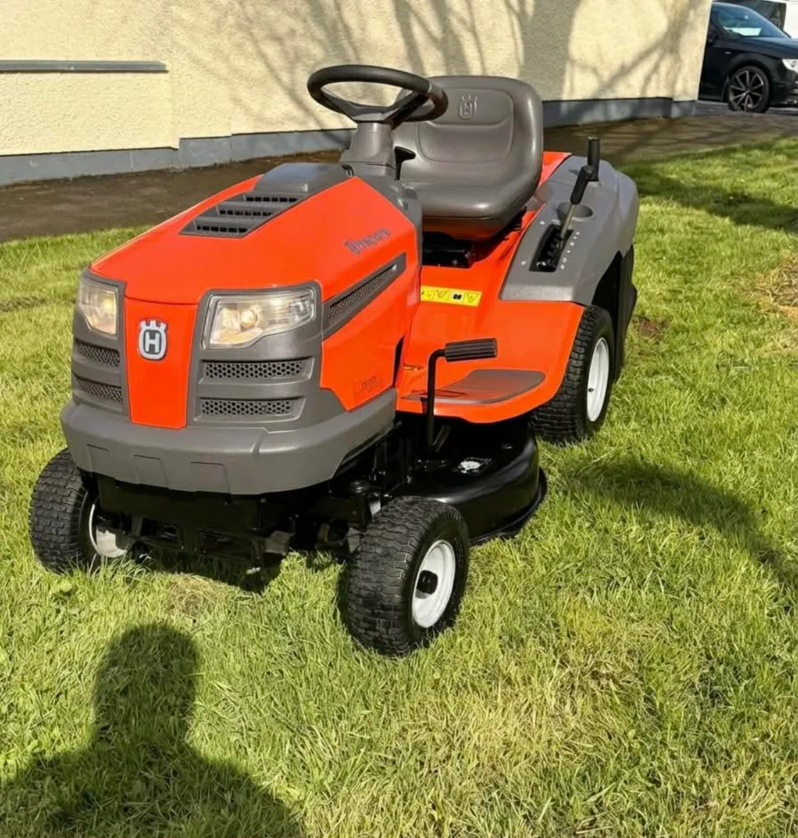 Husqvarna Ride on lawnmower - Image 2