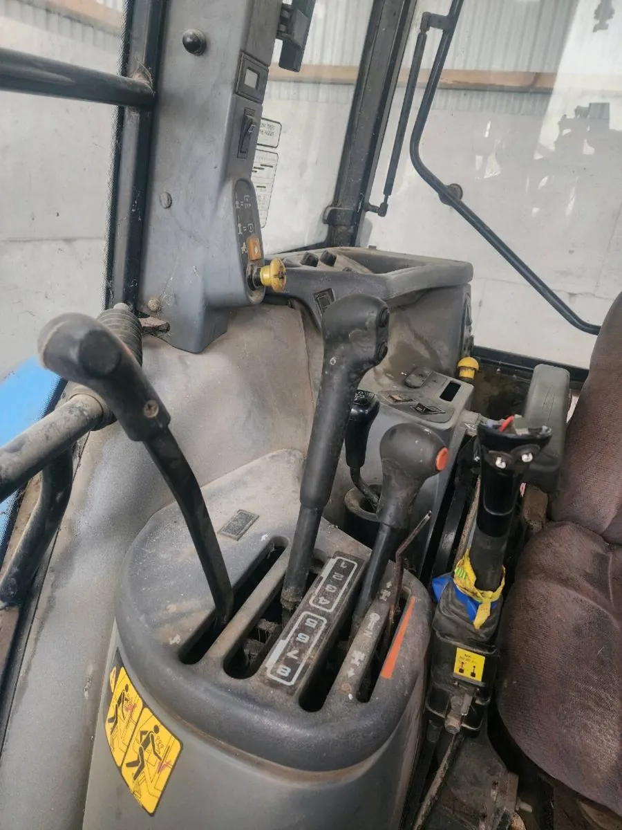 New Holland ts115 turbo - Image 3