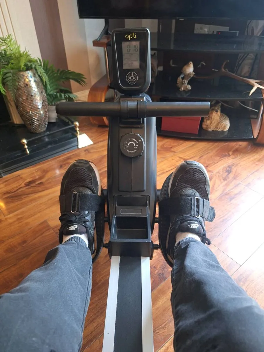 “Opti Rowing Machine – Great Condition - Image 3