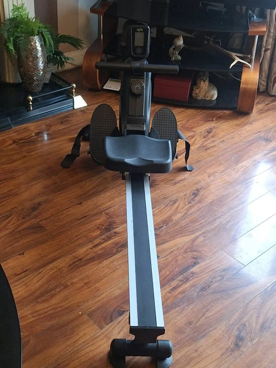 “Opti Rowing Machine – Great Condition - Image 4