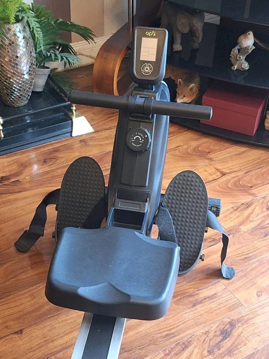 “Opti Rowing Machine – Great Condition - Image 2