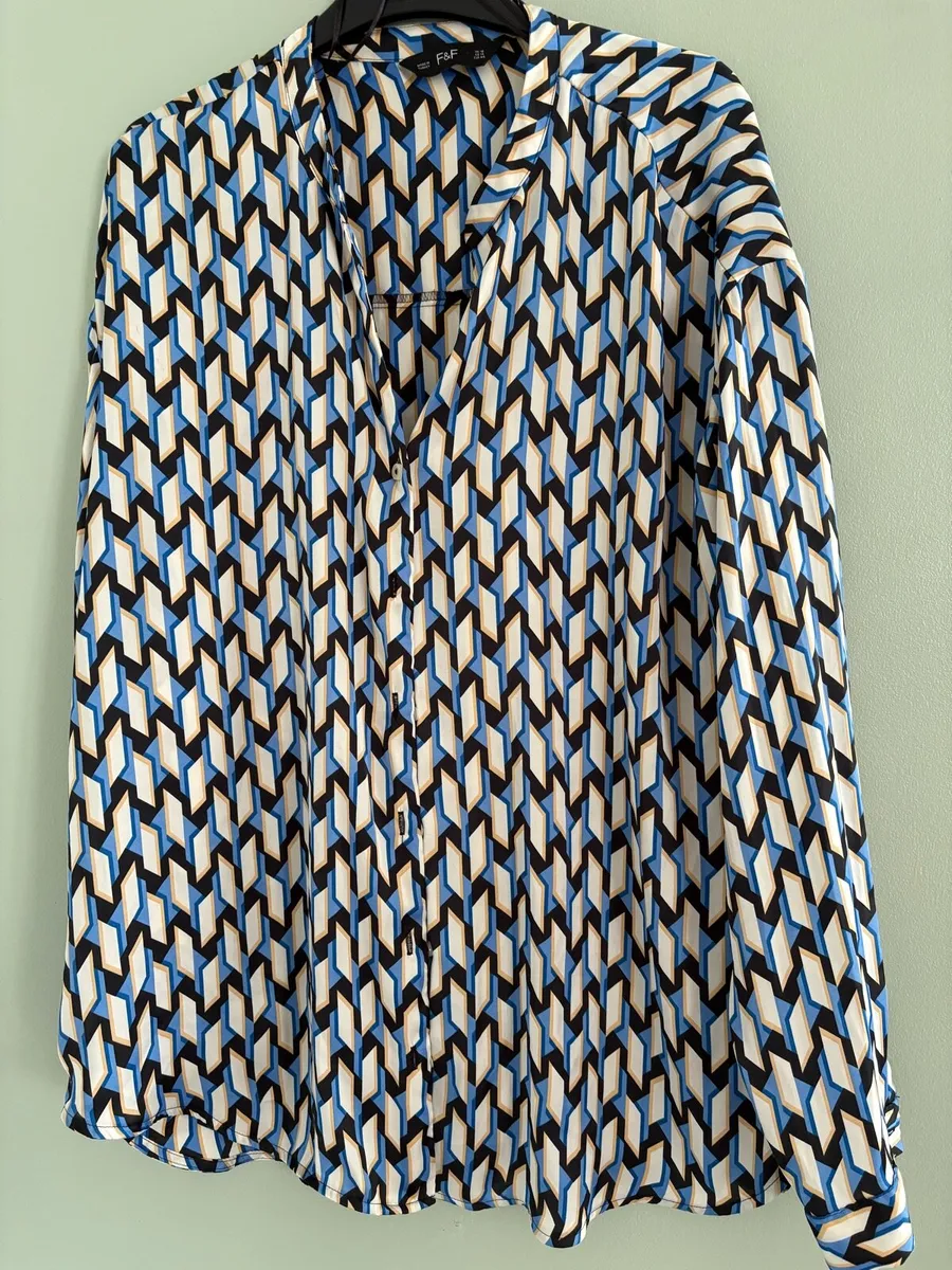 Ladies blouse - Image 1