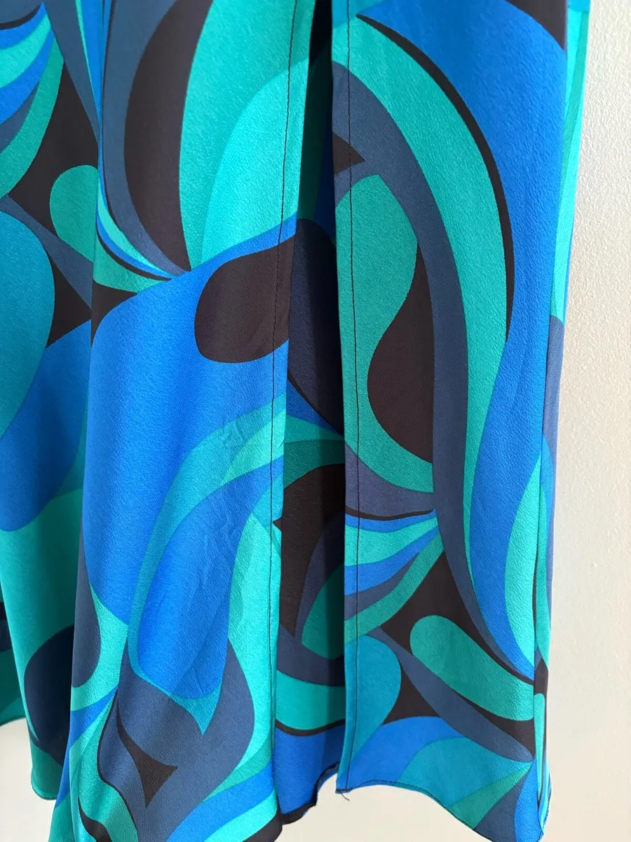 Ladies skirt - Image 3